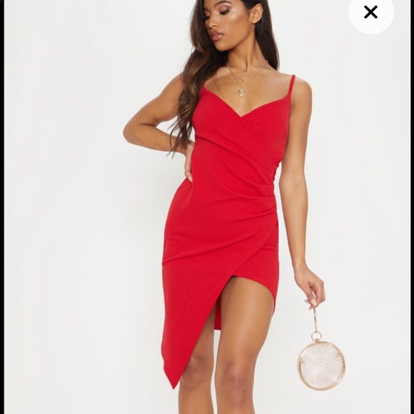 pretty little red dress